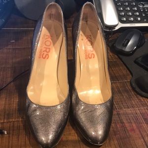 Michael Kors- disco pumps
